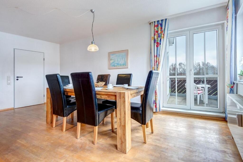 Grosse Schoene 3 Zimmer Ferienwohnung - 100 Qm - In Strandnaehe Fuer 6 Personen!! Ostseebad Heringsdorf Exterior foto